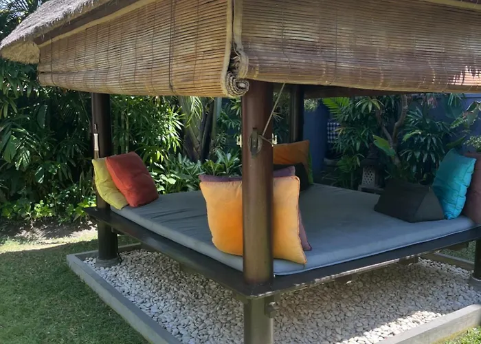 فيلة Kedis Bali *