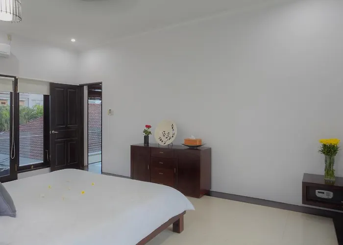 Kedis Bali فيلة كوتا